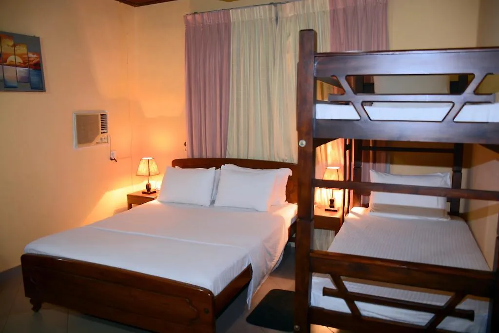 Sage Fortress Negombo 3*,  Sri Lanca